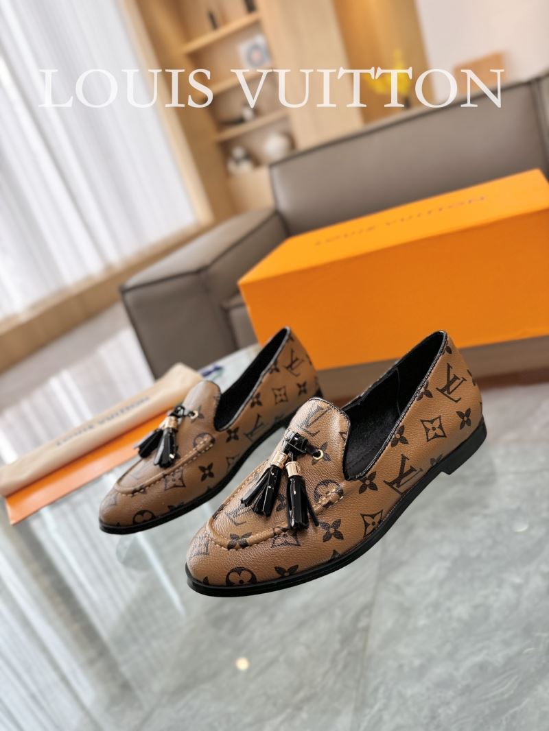 Louis Vuitton Low Shoes